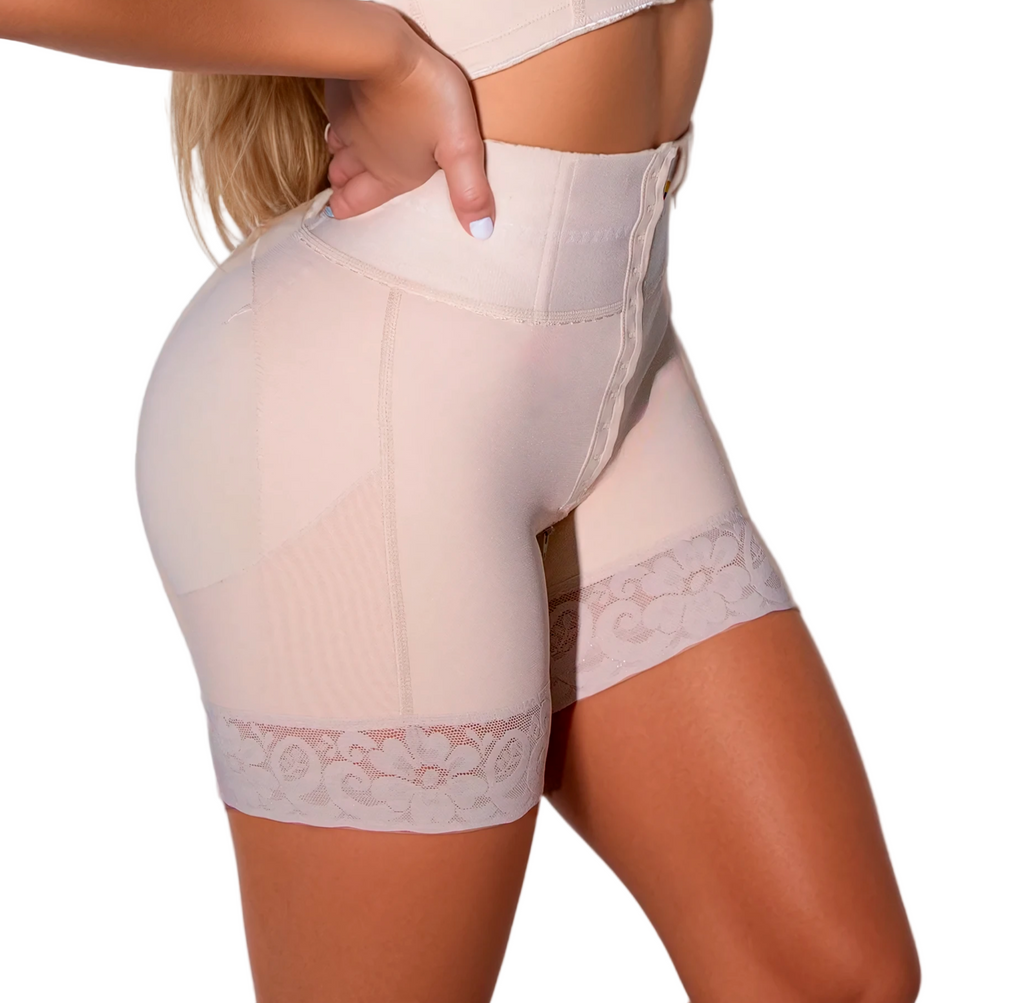 SHORT CON FAJON 055